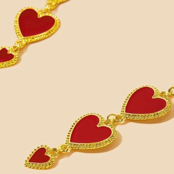 3/$30 ❤️ Long Heart Drop Earrings - Picture 4 of 4